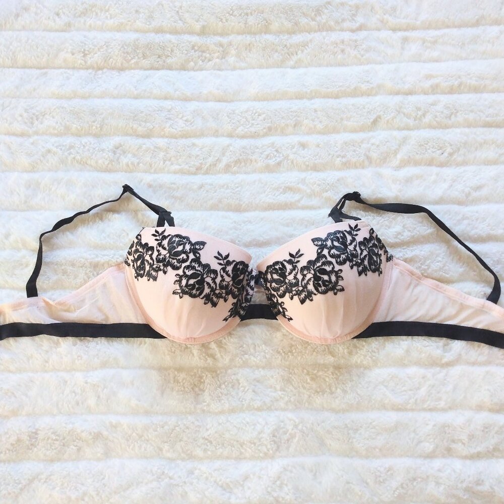 Smart & Sexy brand light pink floral 38D push-up bra